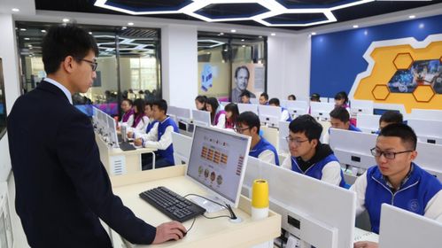 山西新華電腦學(xué)校2021 學(xué)習(xí)互聯(lián)網(wǎng)技術(shù)，開(kāi)啟璀璨人生新篇章