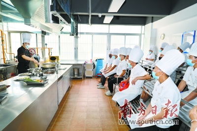 打出組合拳 守住 壓艙石